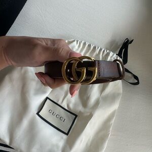 Dark brown thin GG marmont belt. Gold emblem. Gucci 85 size